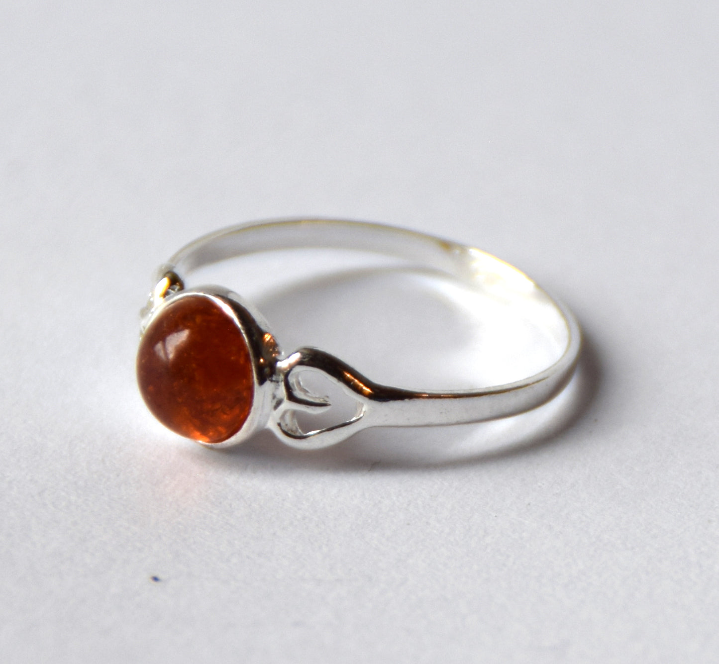 MJ Baltica, ring, natural Baltic Amber, 925 Silver, handcrafted, heart, luminous, delicate, BP101