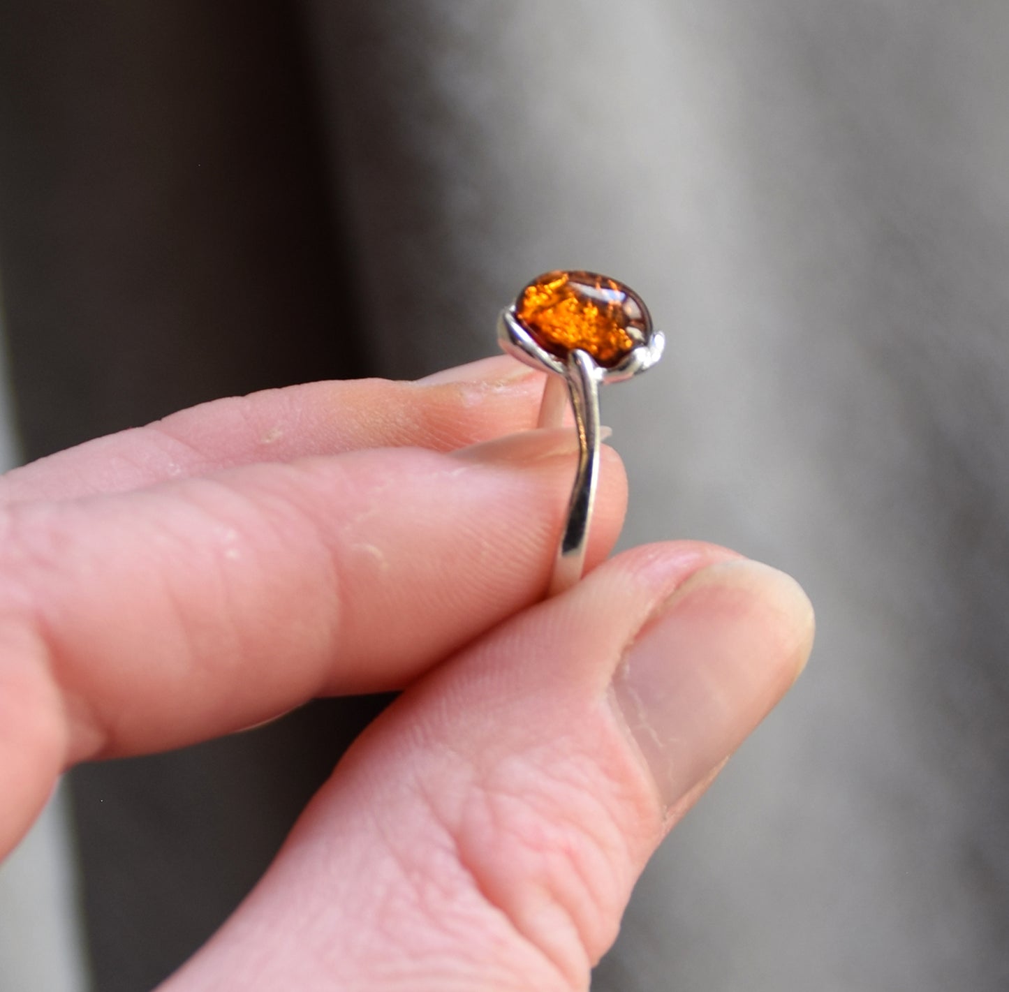 MJ Baltica, ring, natural Baltic Amber, 925 Silver, handcrafted, heart, luminous, delicate, BP101