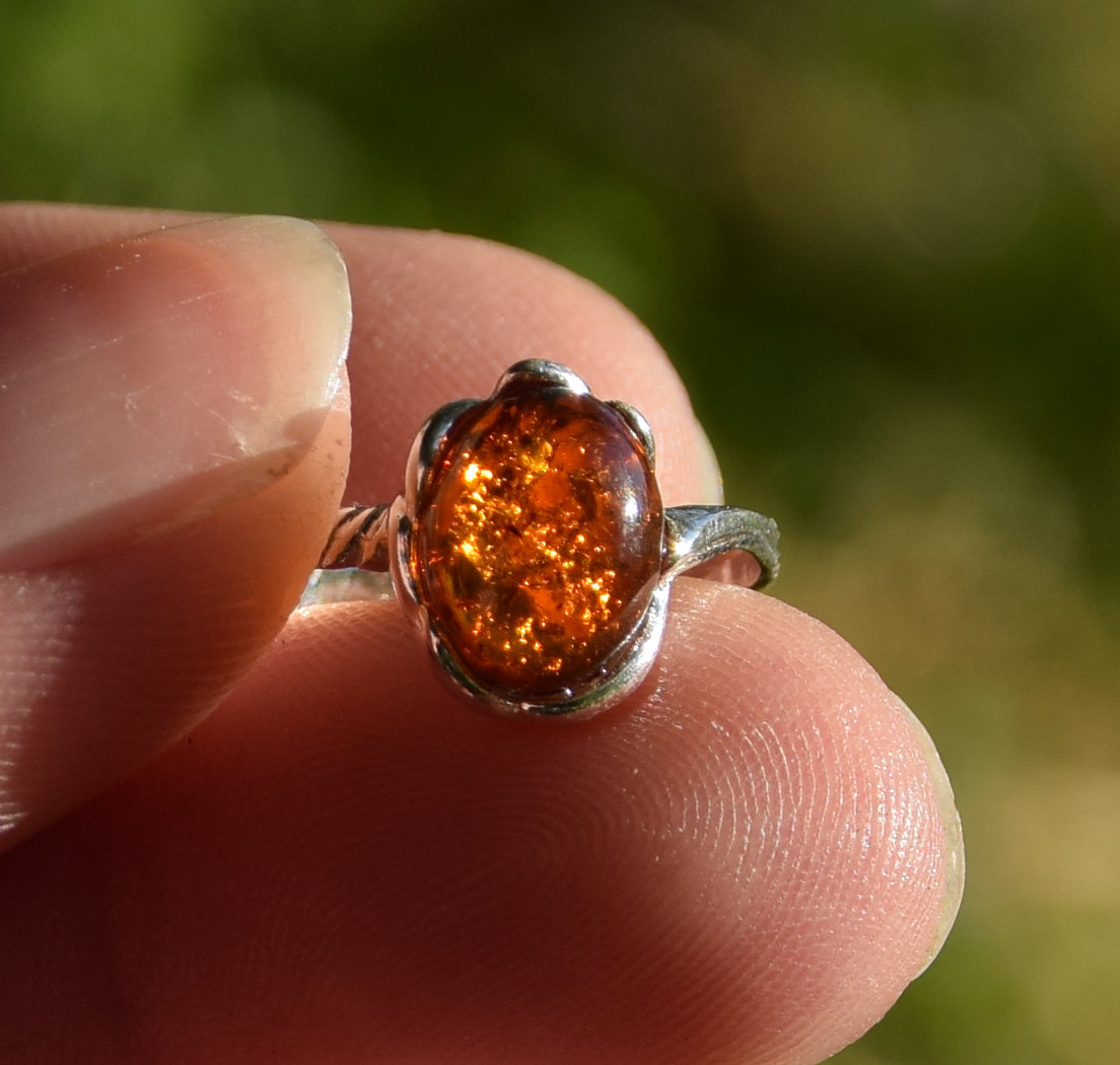 MJ Baltica, ring, natural Baltic Amber, 925 Silver, handcrafted, heart, luminous, delicate, BP101