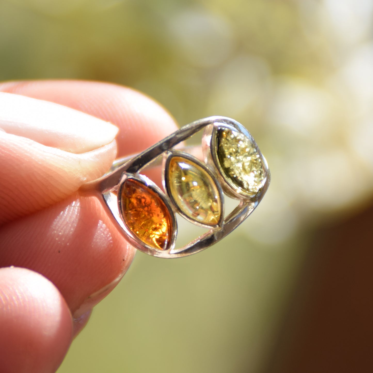 MJ Baltica, ring, natural Baltic Amber, 925 Silver, handcrafted, multicolored, luminous BP120