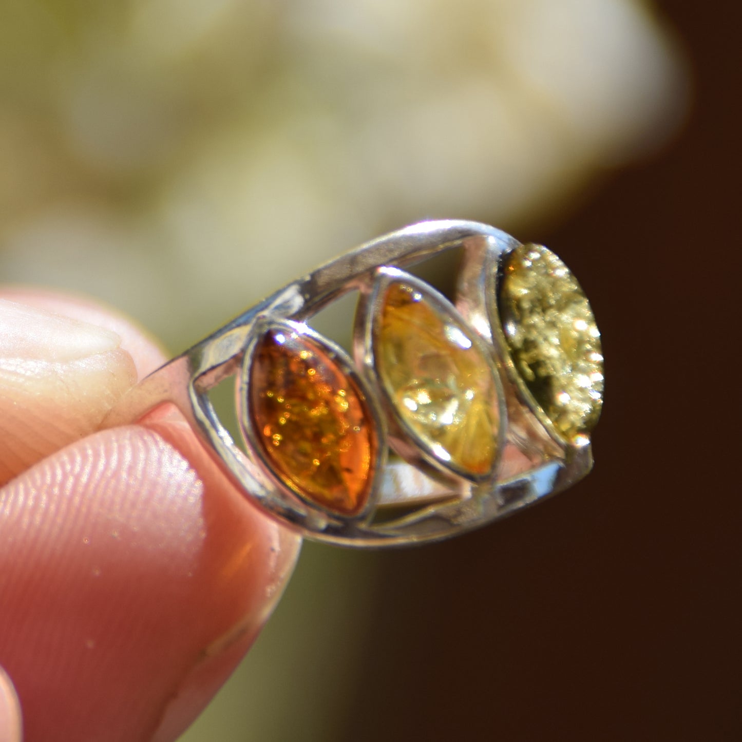 MJ Baltica, ring, natural Baltic Amber, 925 Silver, handcrafted, multicolored, luminous BP120