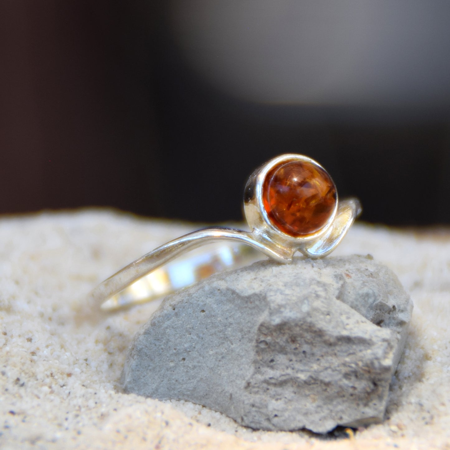 MJ Baltica, ring, natural Baltic Amber, 925 Silver, handcrafted, heart, luminous, delicate, BP101