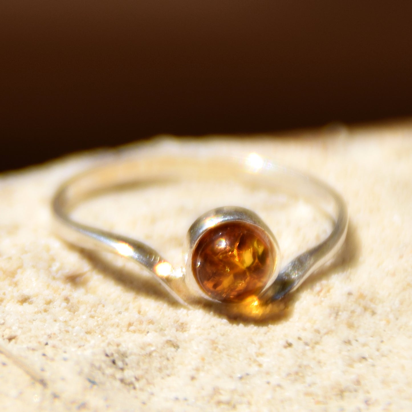 MJ Baltica, ring, natural Baltic Amber, 925 Silver, handcrafted, heart, luminous, delicate, BP101