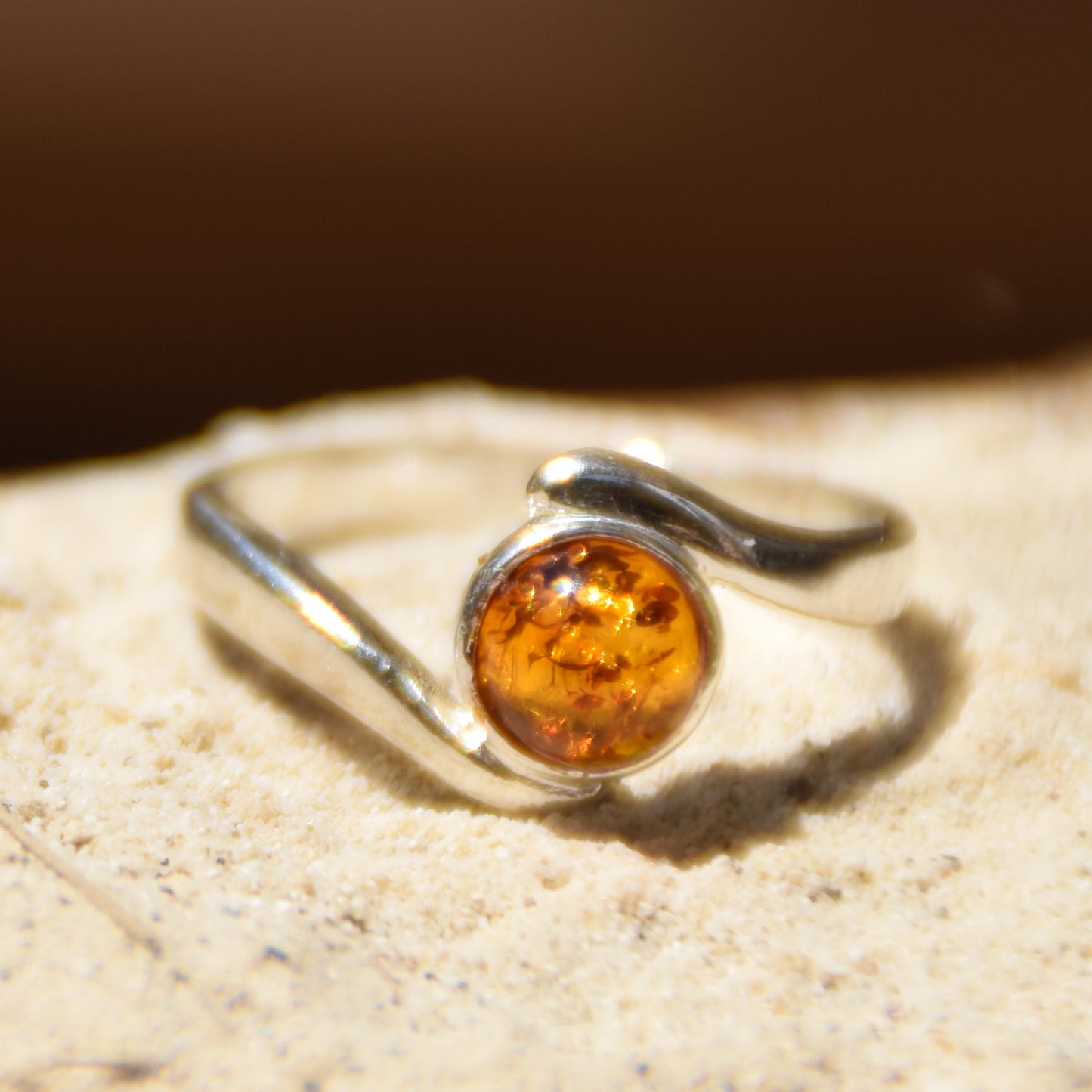 MJ Baltica, ring, natural Baltic Amber, 925 Silver, handcrafted, heart, luminous, delicate, BP101