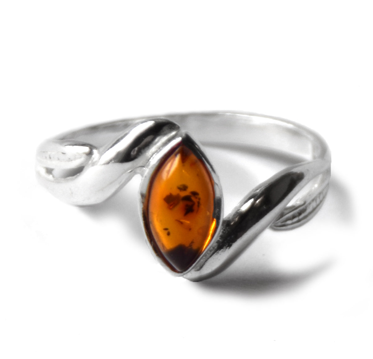 MJ Baltica, ring, natural Baltic Amber, 925 Silver, handcrafted, heart, luminous, delicate, BP101