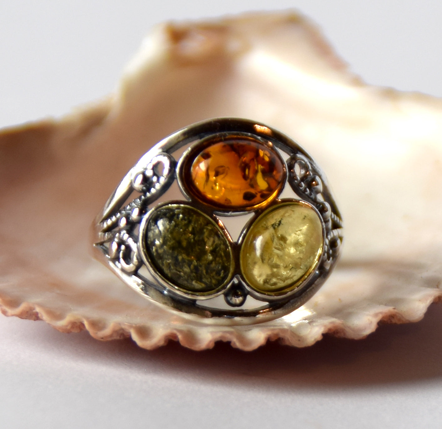 MJ Baltica, ring, natural Baltic Amber, 925 Silver, handcrafted, multicolored, luminous BP133