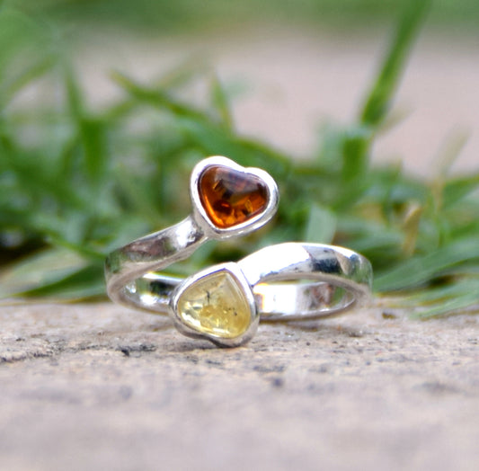 MJ Baltica, Ring, baltischer Naturbernstein, 925 Silber, verstellbar, zwei Herzen, BP148