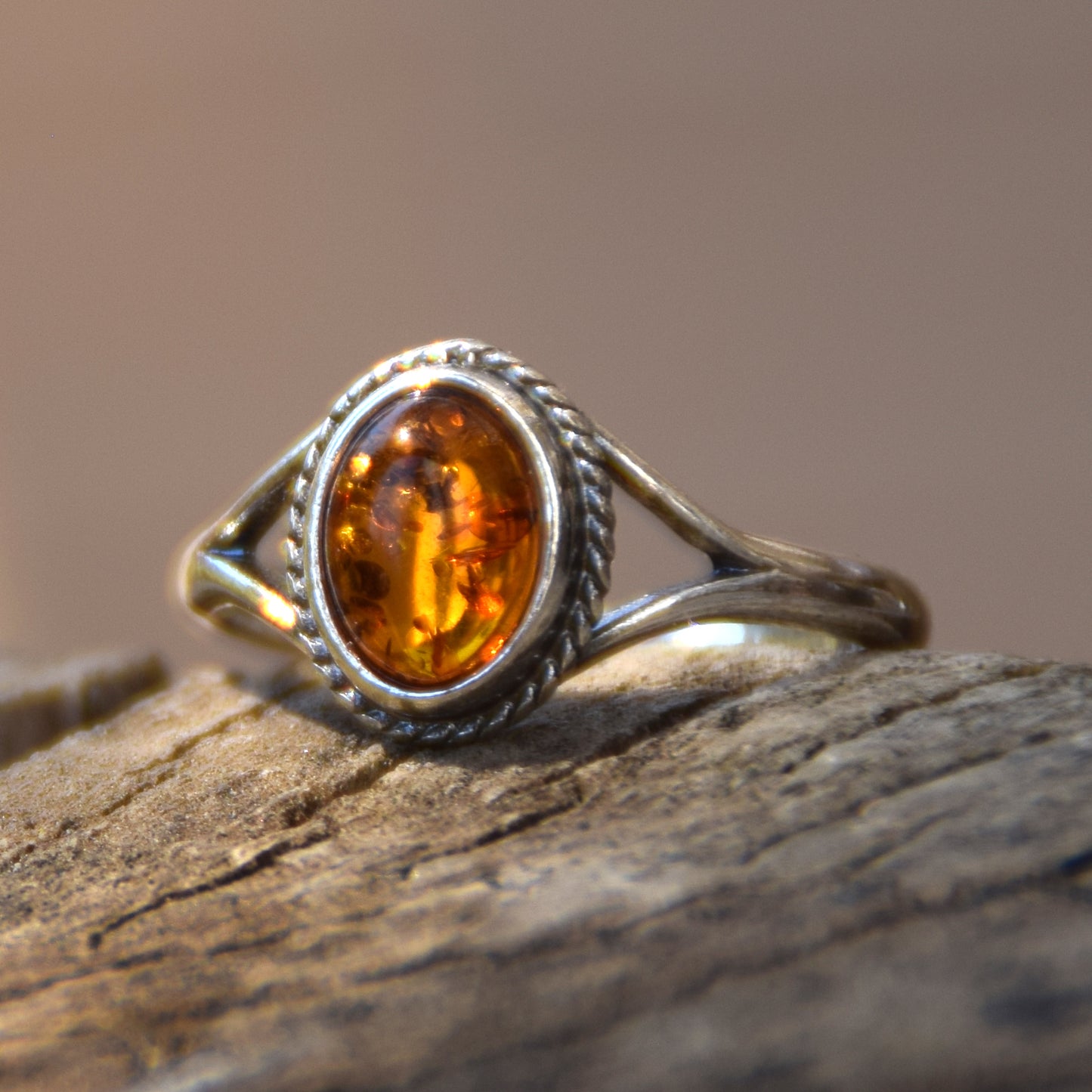Classic oval ring with natural cognac amber and 925 Silver, MJ Baltica, BP152