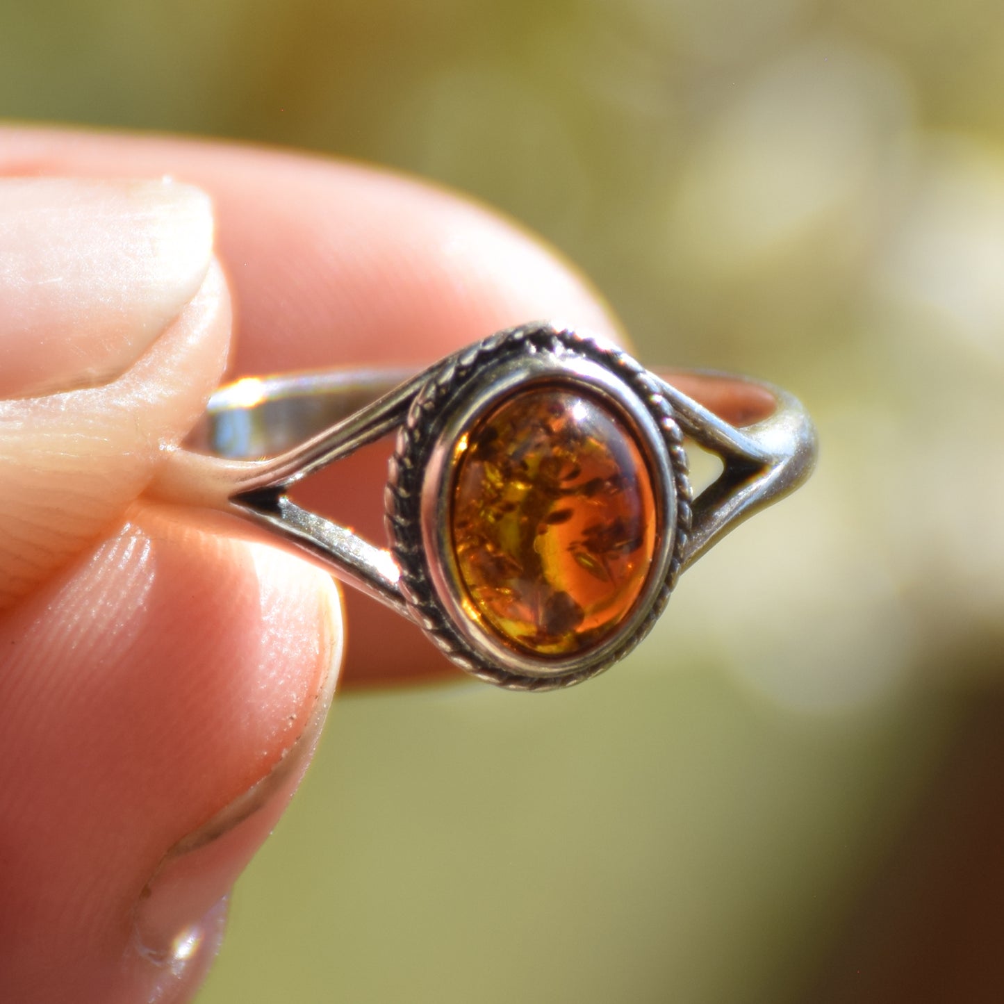 Classic oval ring with natural cognac amber and 925 Silver, MJ Baltica, BP152