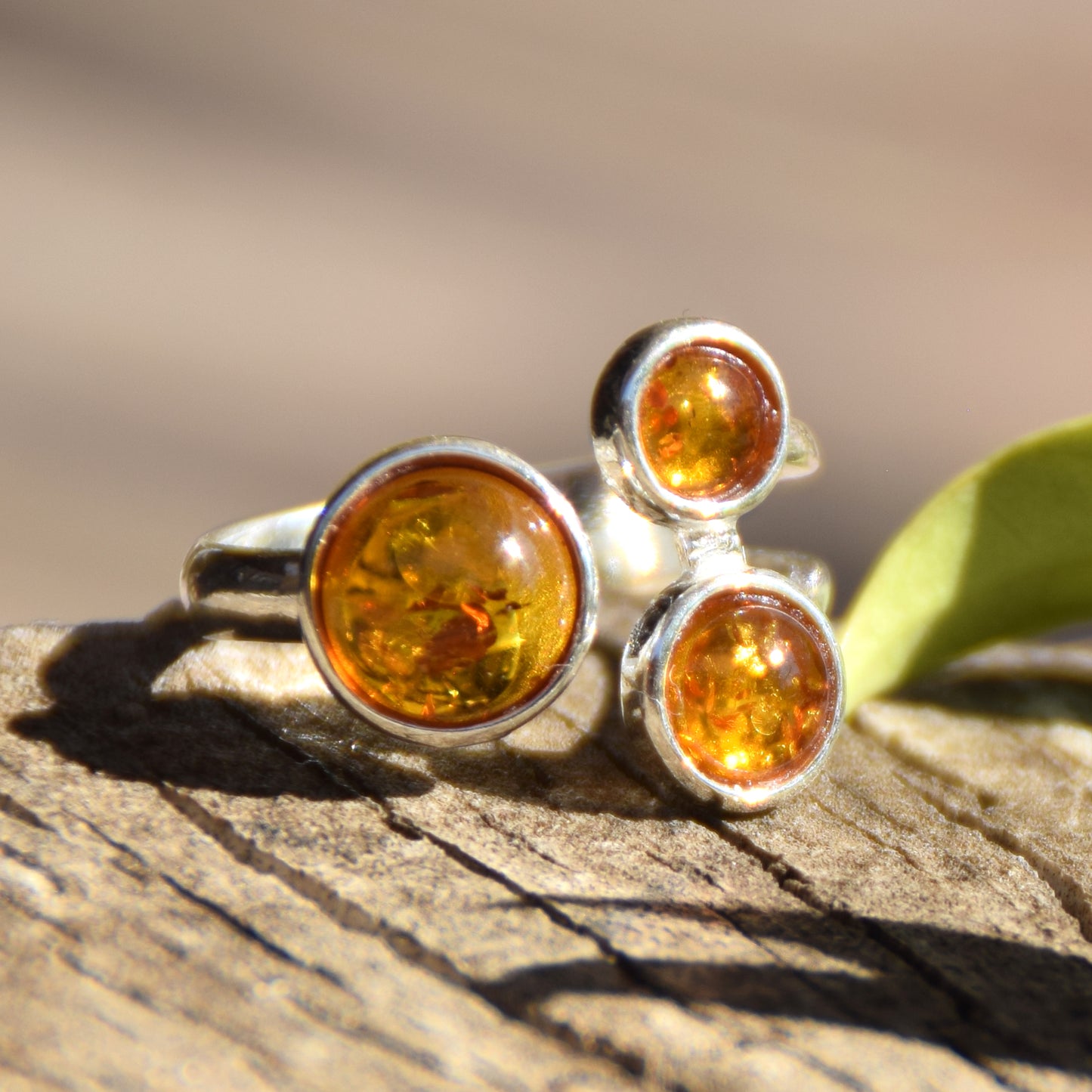 Anello regolabile con il mosaico di ambre in Ambra naturale color cognac e Argento 925, MJ Baltica, BP155
