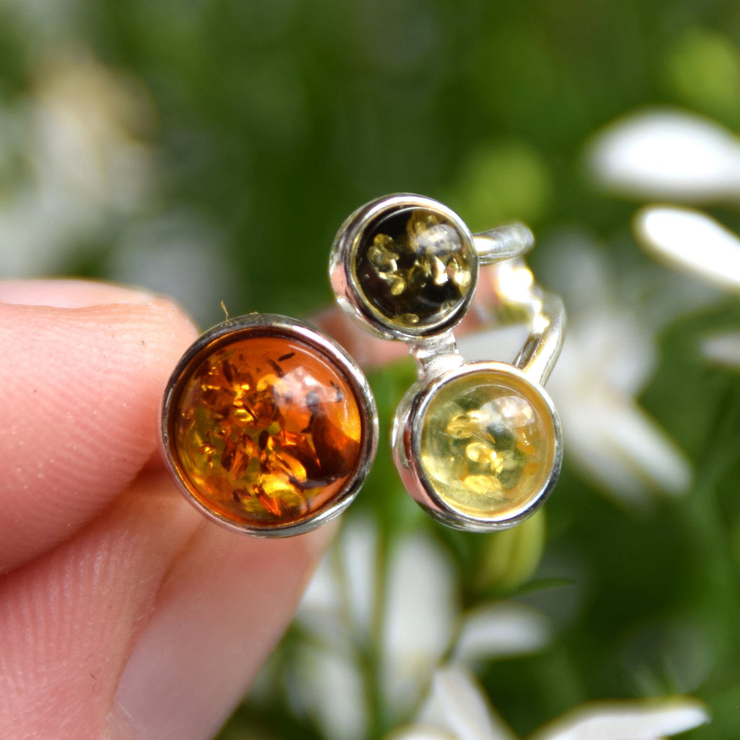 Anello regolabile con il mosaico di ambre in Ambra naturale di varie tonalità e Argento 925, MJ Baltica, BP156