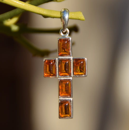 MJ Baltica, ciondolo, Ambra naturale Baltica, Argento 925, croce BW007