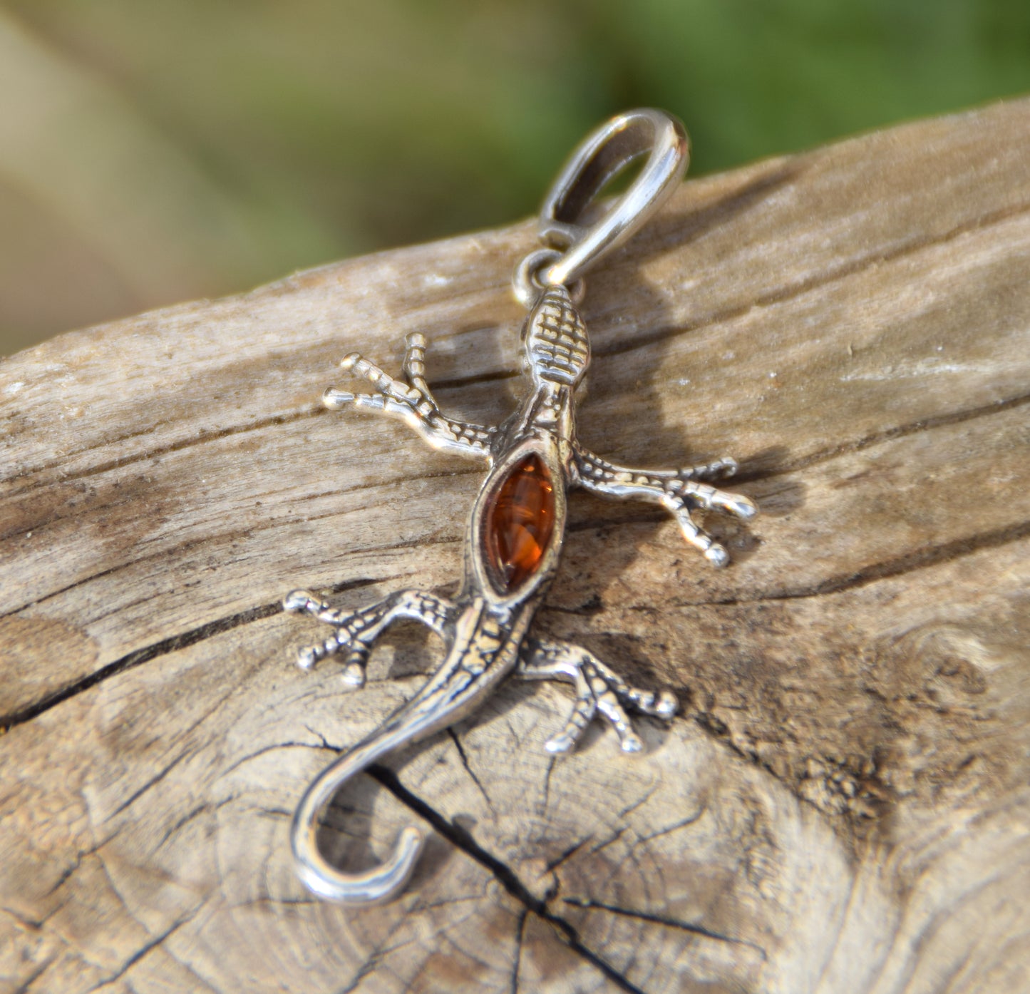 Cognac-colored natural Amber and 925 Sterling Silver lucky gecko pendant, MJ Baltica, BW021