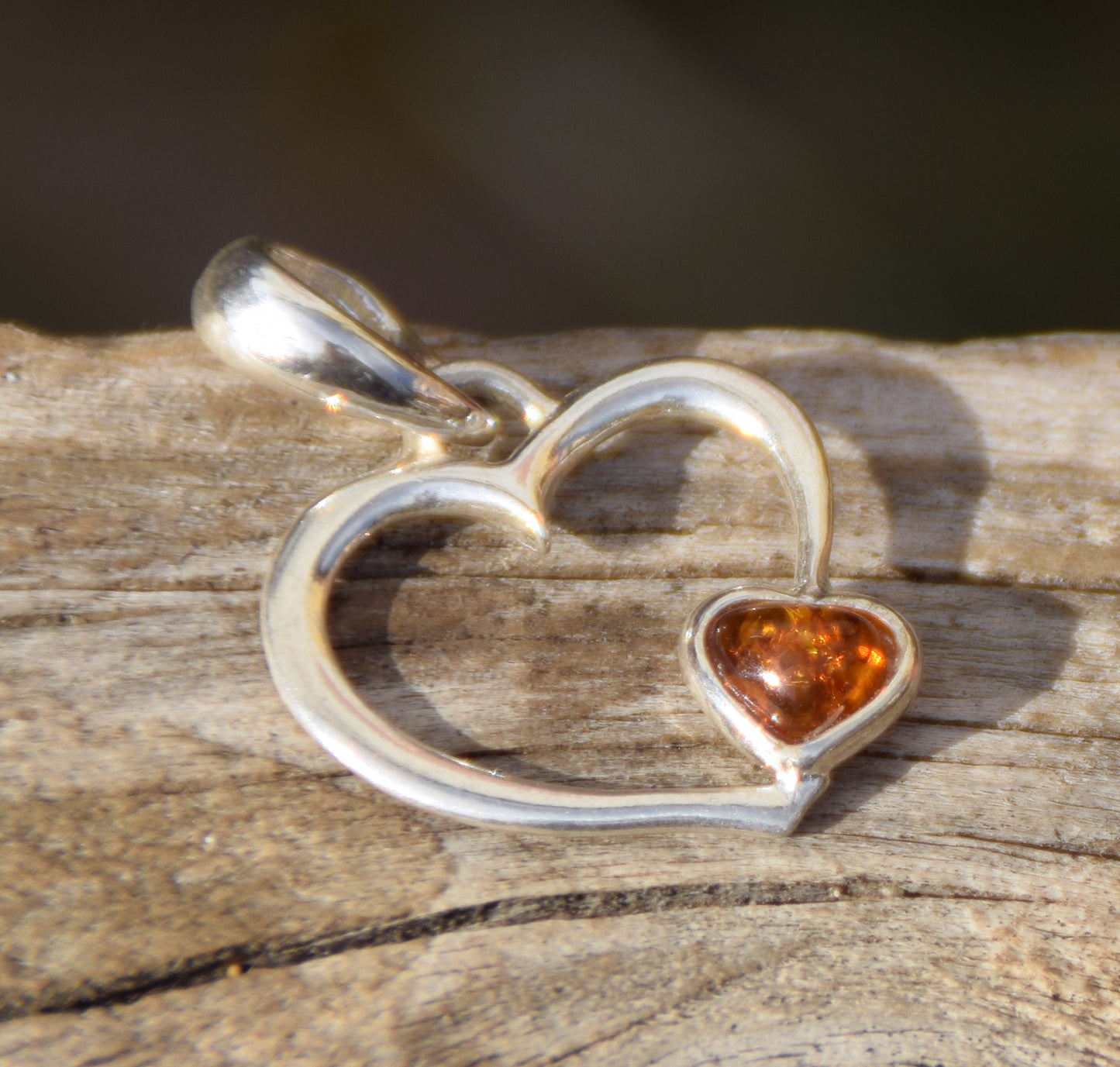 Romantic pendant with two hearts in natural cognac-colored Amber and Sterling Silver 925, Heart, small heart, romantic, BW042