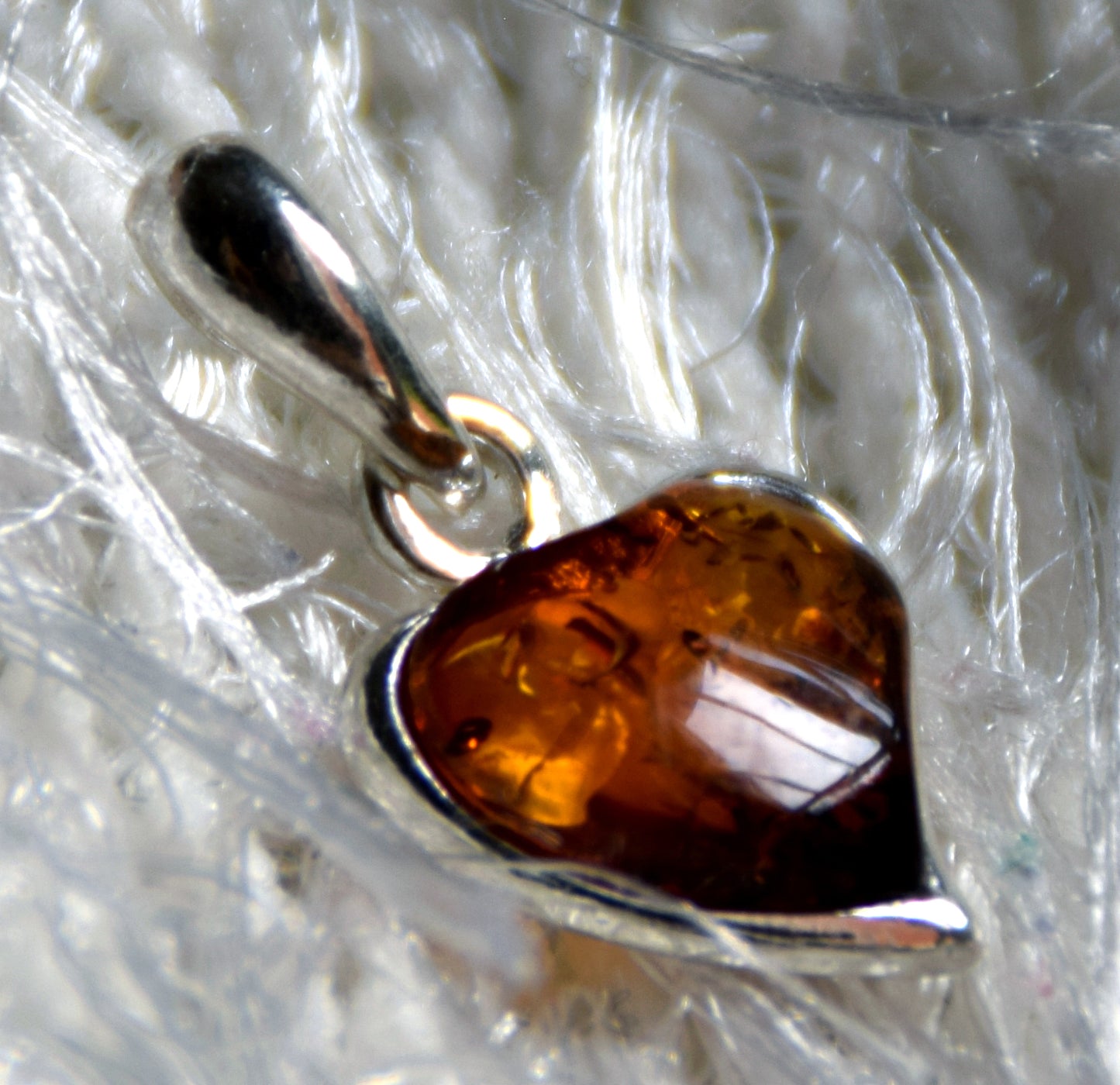 Delicate pendant with cognac-colored natural Amber heart and 925 Silver, MJ Baltica, BW043