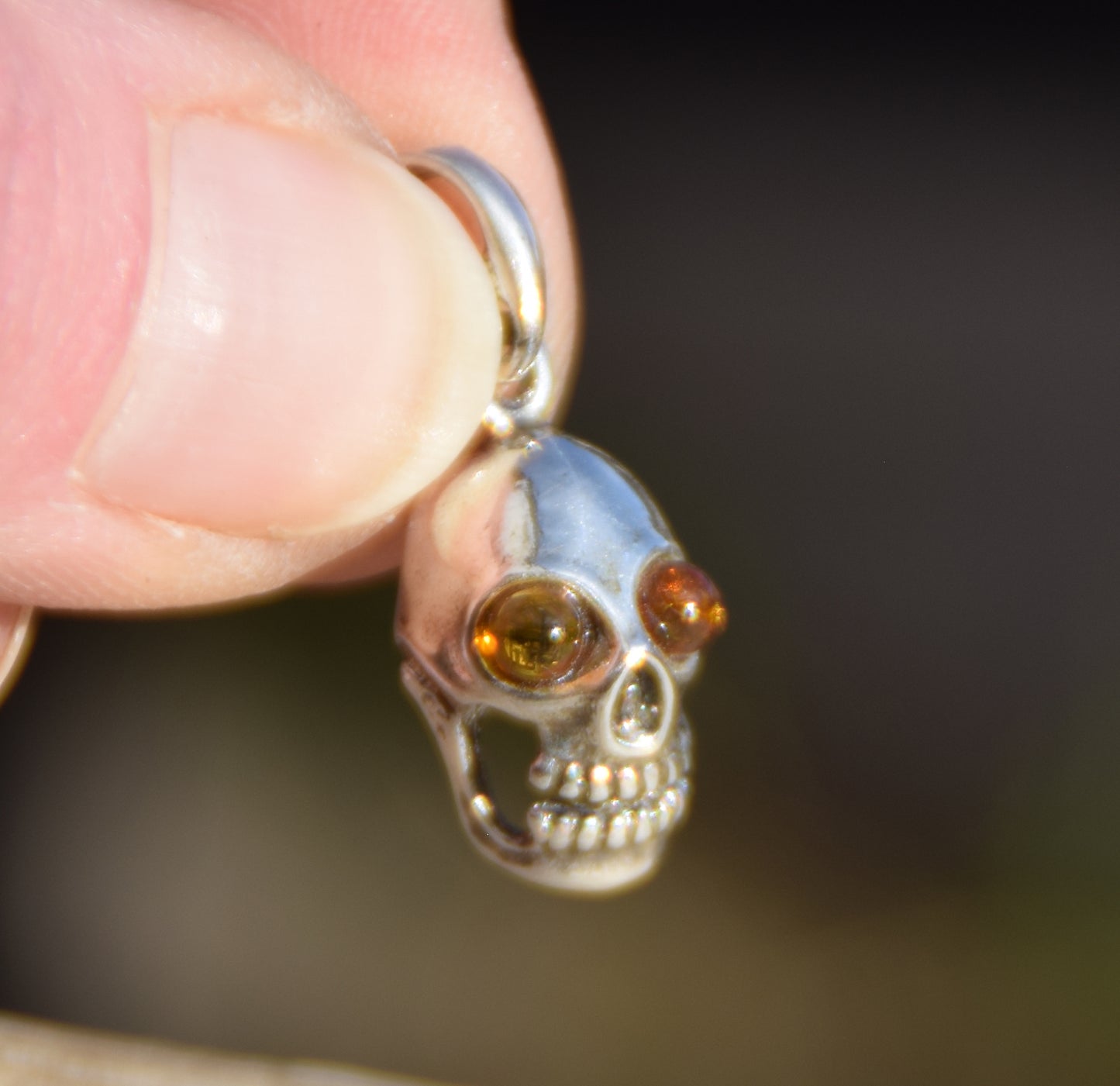 Skull pendant with natural cognac-colored Amber eyes and 925 Silver, MJ Baltica, BW051