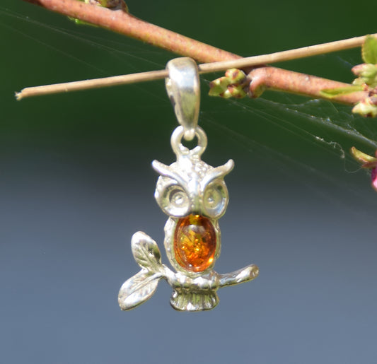 MJ Baltica, ciondolo, Ambra naturale Baltica, Argento 925, gufo, artigianale, delicato, BW159