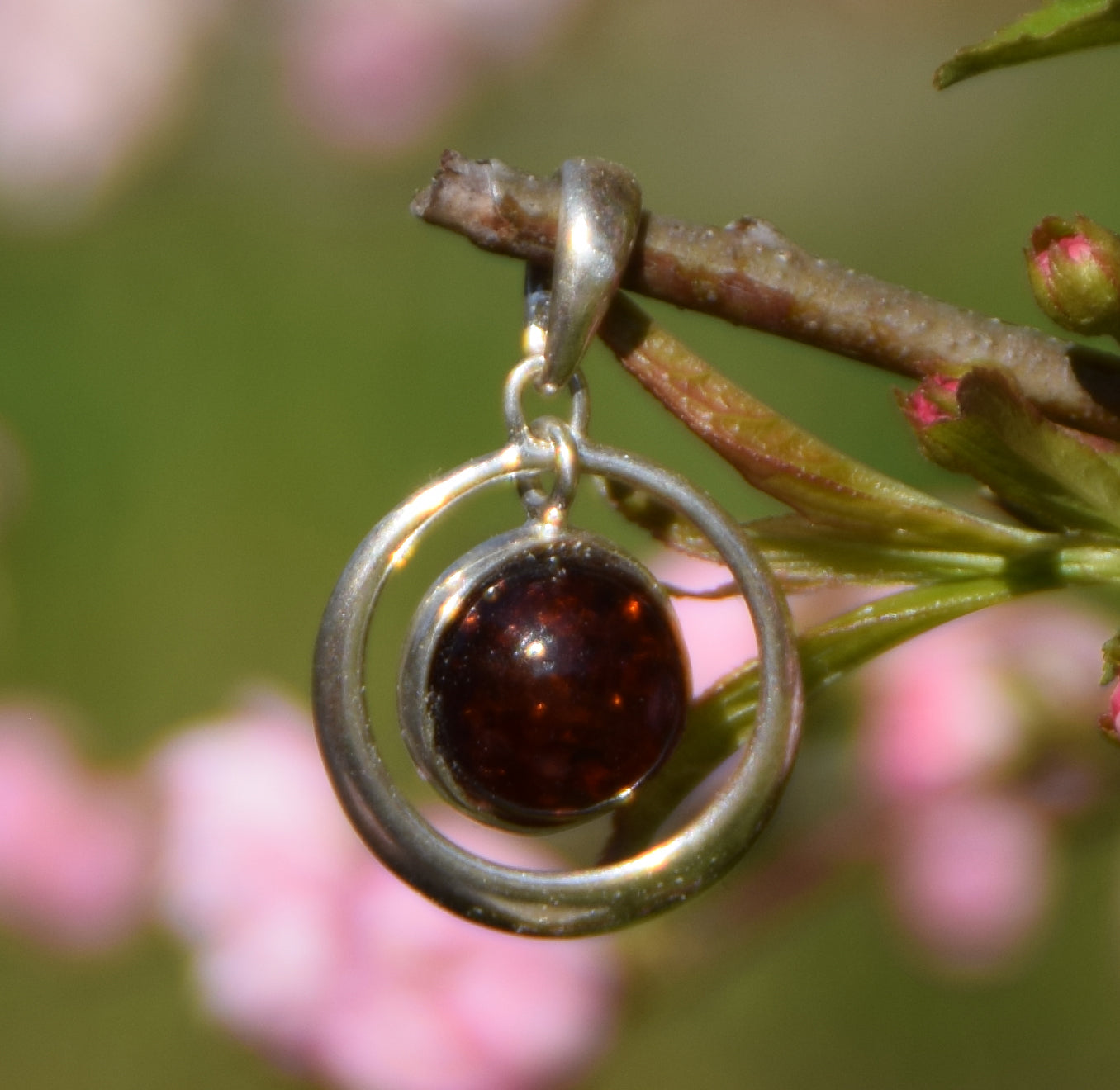 MJ Baltica, ciondolo, Ambra naturale Baltica, Argento 925, cerchio, artigianale, delicato, BW162