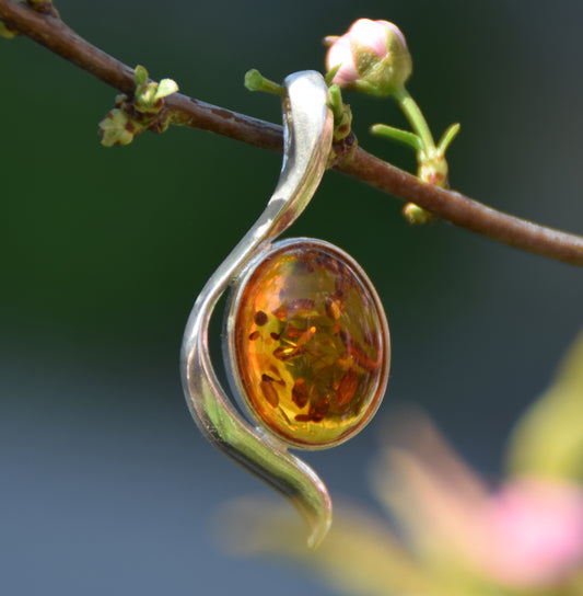 MJ Baltica, ciondolo, Ambra naturale Baltica, Argento 925, ovale, artigianale, BW173