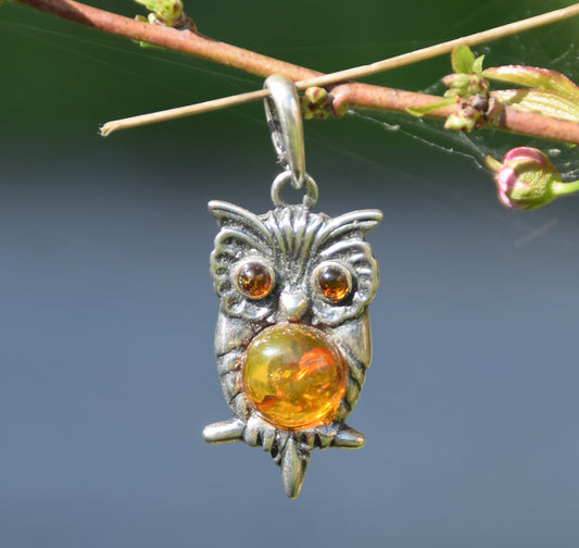 MJ Baltica, ciondolo, Ambra naturale Baltica, Argento 925, gufo, artigianale, delicato, BW177