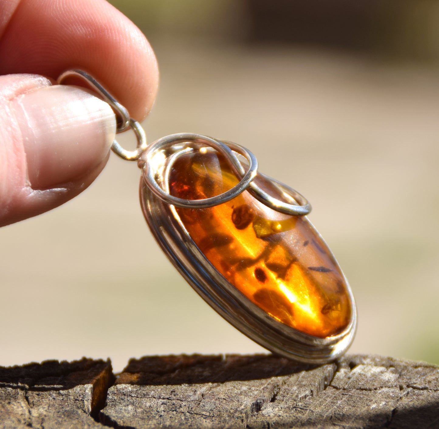 Large oval pendant in natural cognac-colored Amber and Sterling Silver 925, MJ Baltica, BW199