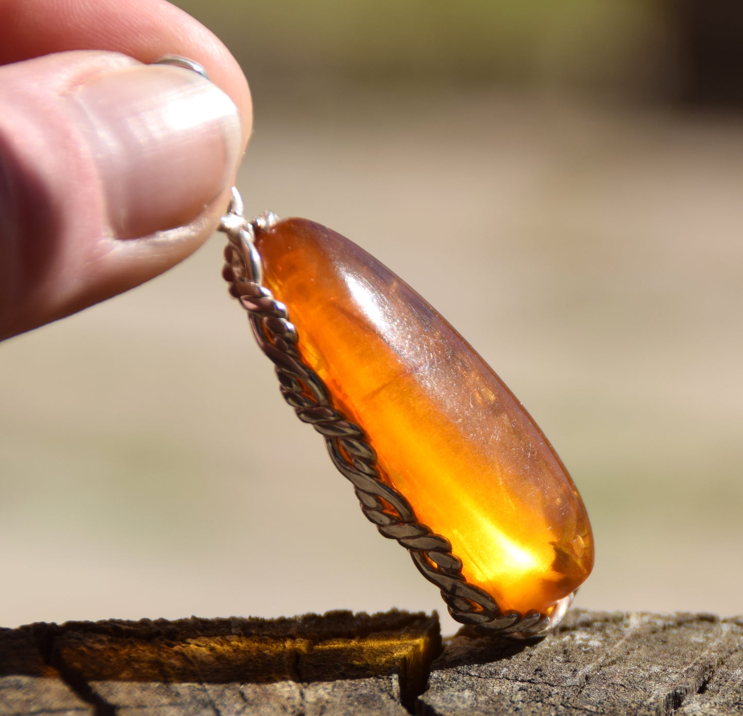 Large oval pendant with cognac-colored natural amber and 925 silver, MJ Baltica, BW202