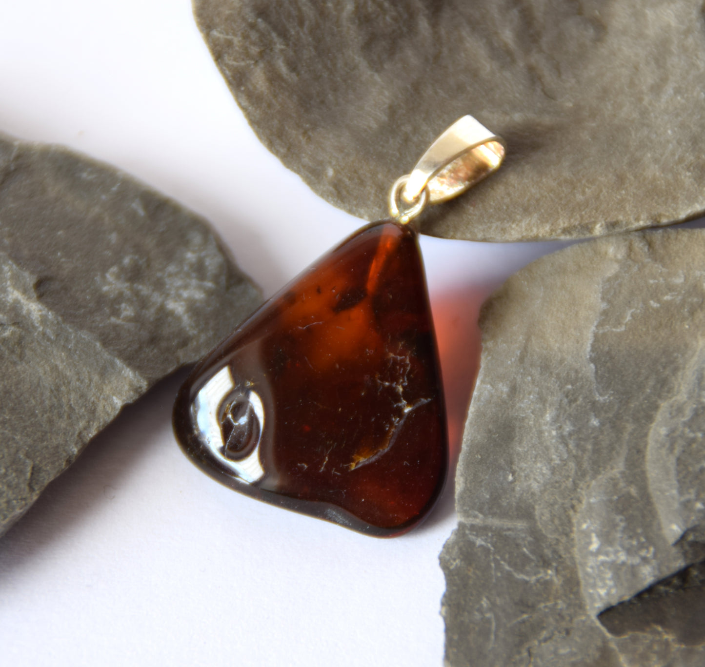 MJ Baltica, pendant, natural Baltic Amber, 925 Silver, unique, irregular, unisex, handcrafted, BW209