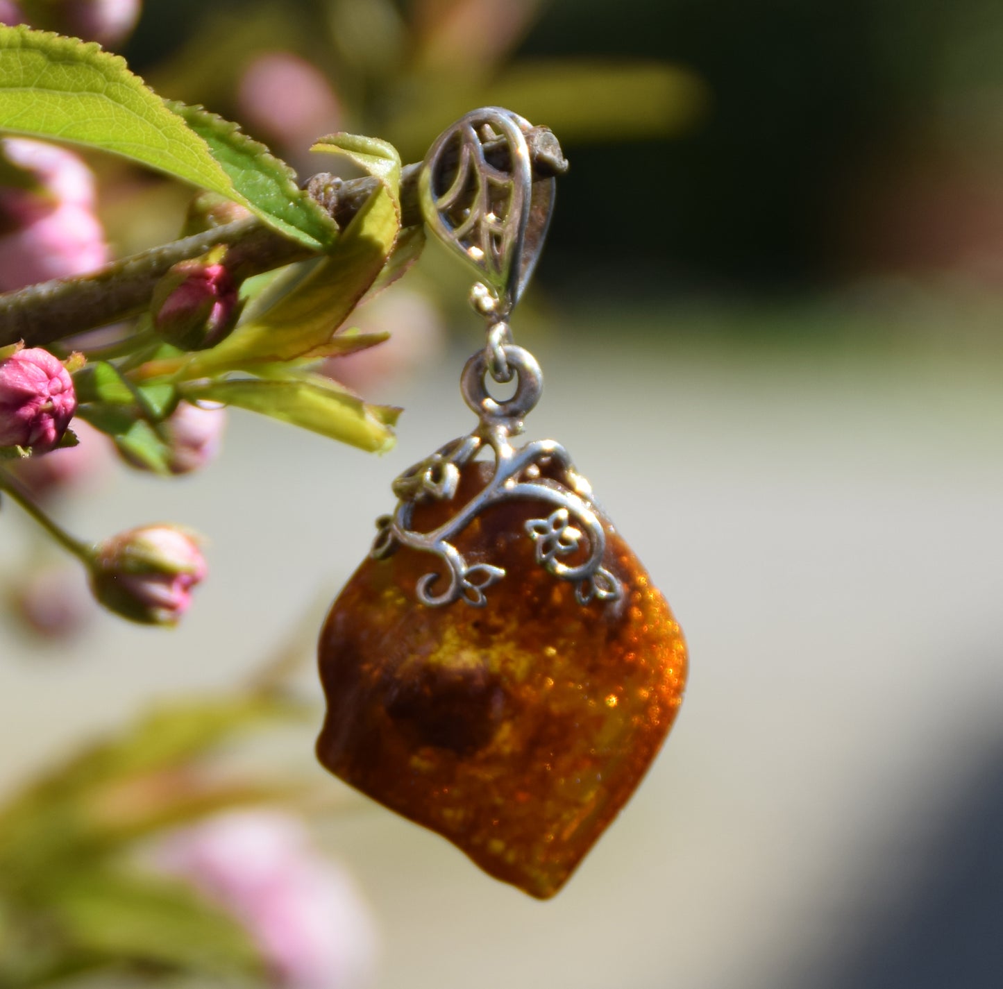 MJ Baltica, ciondolo, Ambra naturale Baltica, Argento 925, unico, irregolare, unisex, artigianale, BW223