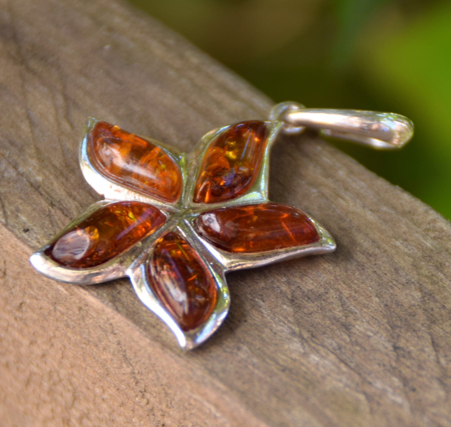 Baltic Natural Amber Flower Pendant, Sterling Silver 925, MJ Baltica, BW255