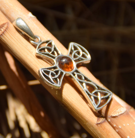 Cognac-colored natural Amber and 925 Sterling Silver Celtic cross pendant, MJ Baltica, BW258