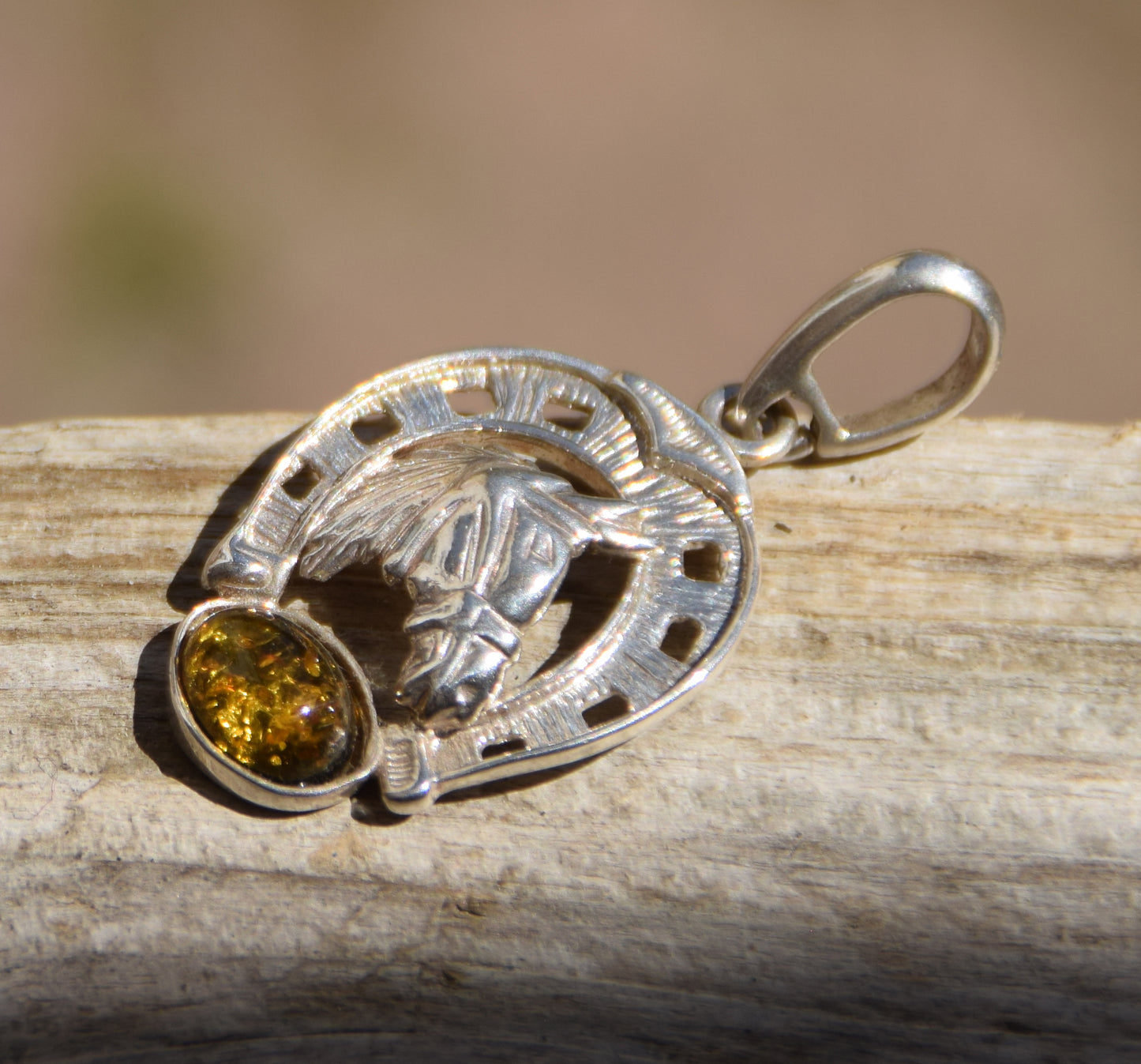 Lucky horseshoe pendant in natural green amber and 925 sterling silver, MJ Baltica, BW264