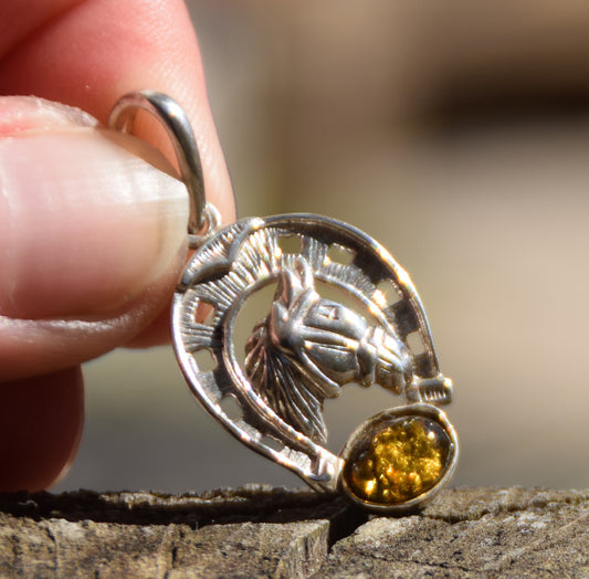 Lucky horseshoe pendant in natural green amber and 925 sterling silver, MJ Baltica, BW264