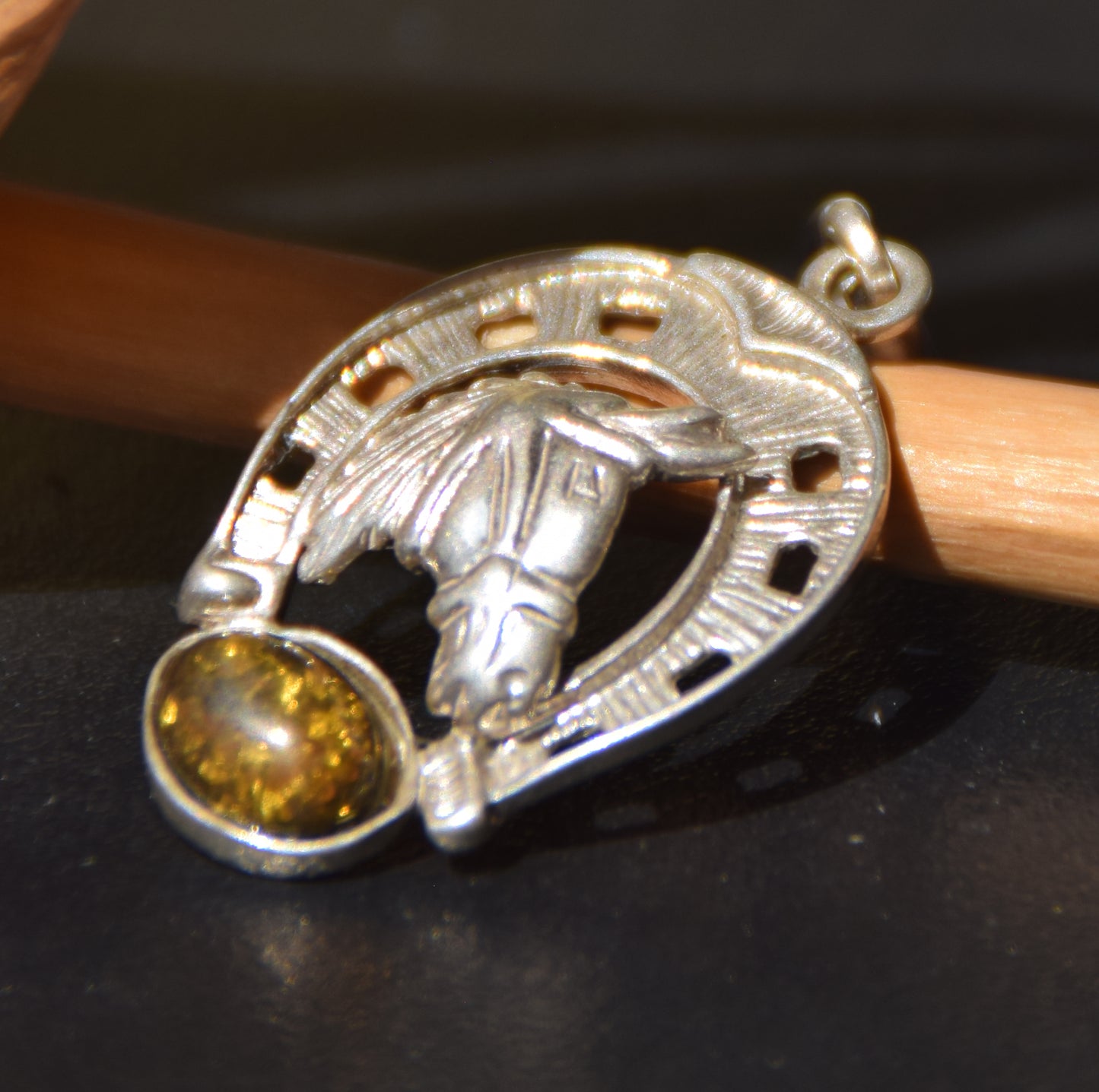 Lucky horseshoe pendant in natural green amber and 925 sterling silver, MJ Baltica, BW264