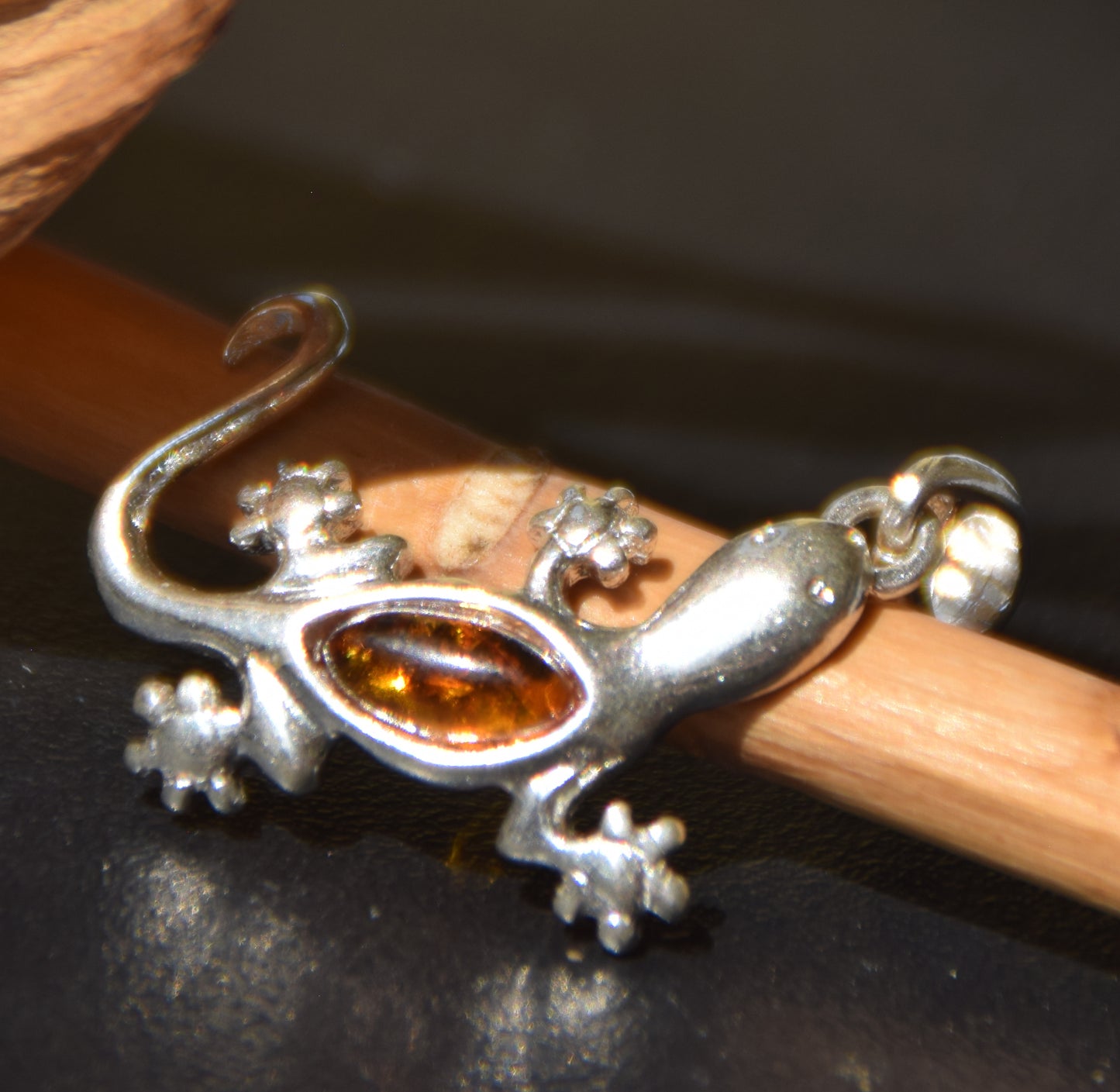 Bright pendant with lucky gecko in cognac brown natural Amber and Sterling Silver 925, MJ Baltica, BW269