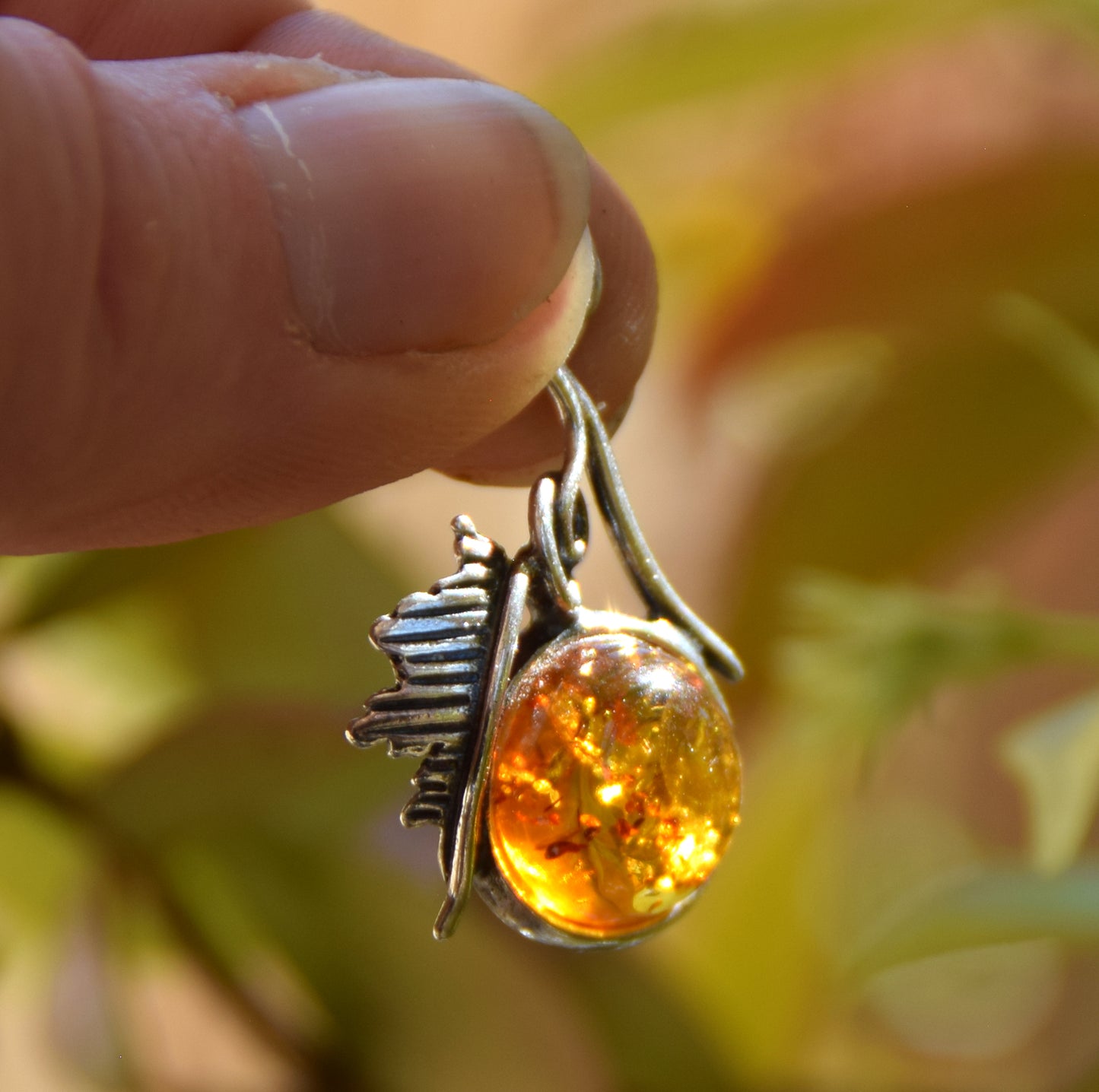 Vintage style pendant with natural cognac amber and 925 Silver, MJ Baltica, BW270