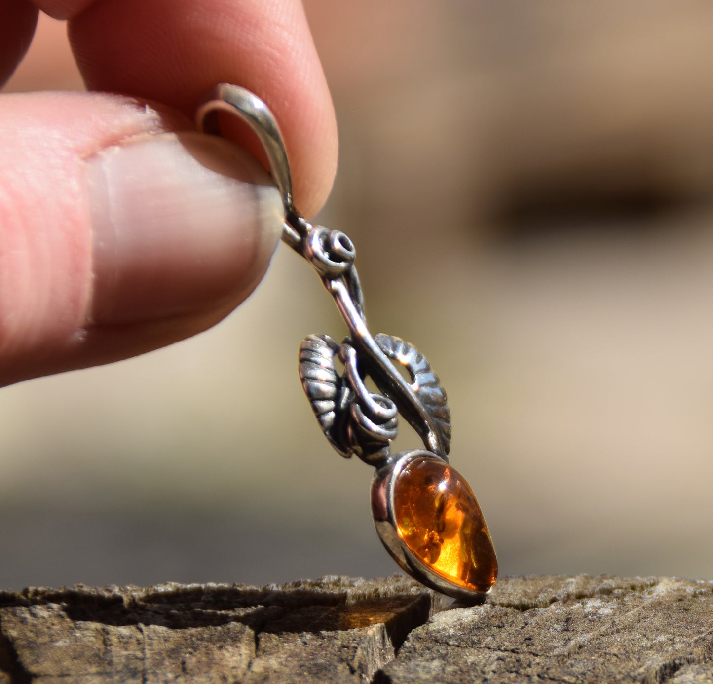 Vintage style pendant with natural cognac amber and 925 Silver, MJ Baltica, BW271