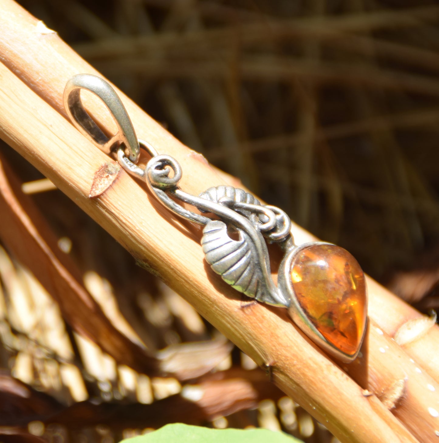 Vintage style pendant with natural cognac amber and 925 Silver, MJ Baltica, BW271