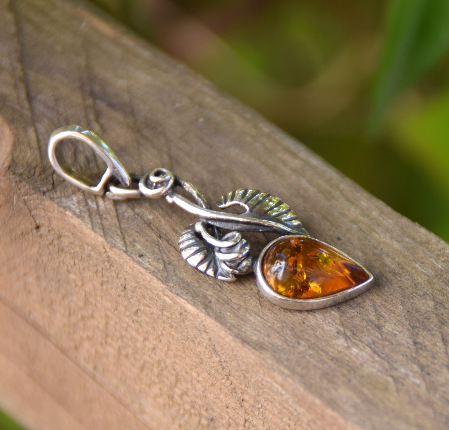 Vintage style pendant with natural cognac amber and 925 Silver, MJ Baltica, BW271