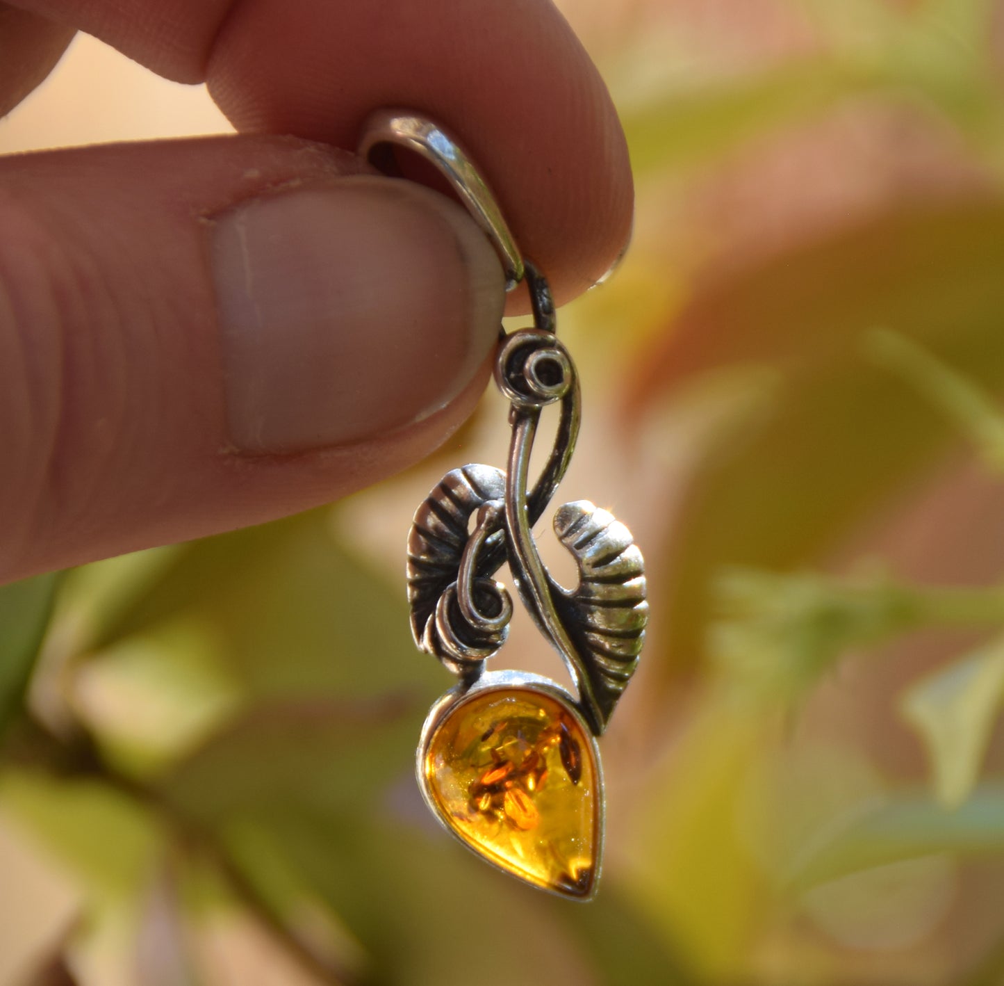 Vintage style pendant with natural cognac amber and 925 Silver, MJ Baltica, BW271