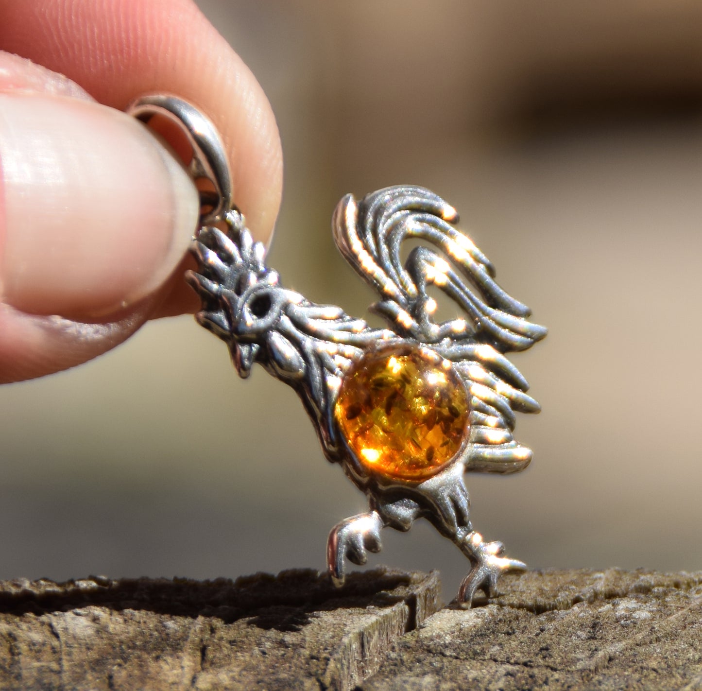 Lucky charm pendant with rooster in cognac-colored natural amber and 925 sterling silver, MJ Baltica, BW273