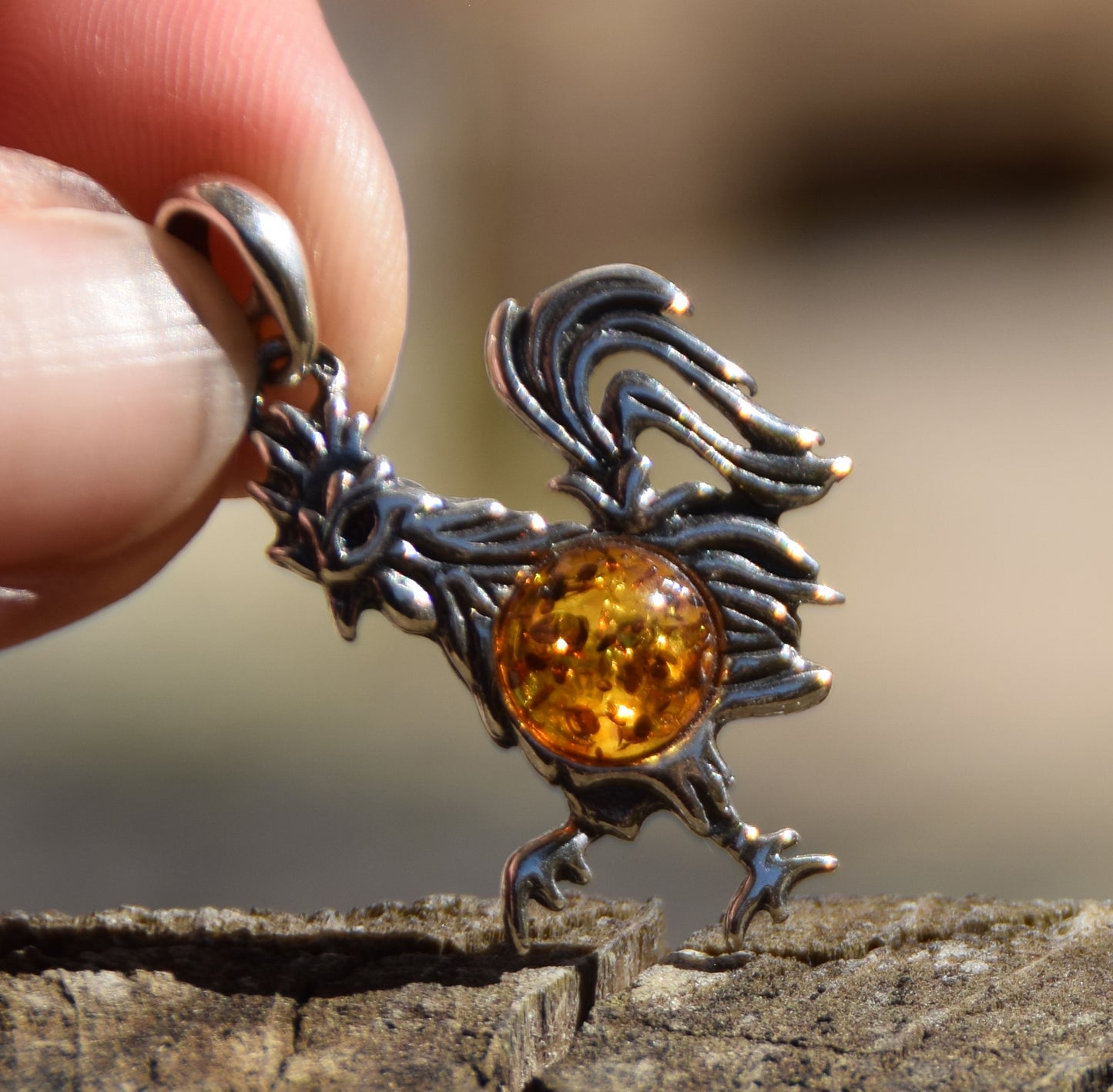 Lucky charm pendant with rooster in cognac-colored natural amber and 925 sterling silver, MJ Baltica, BW273