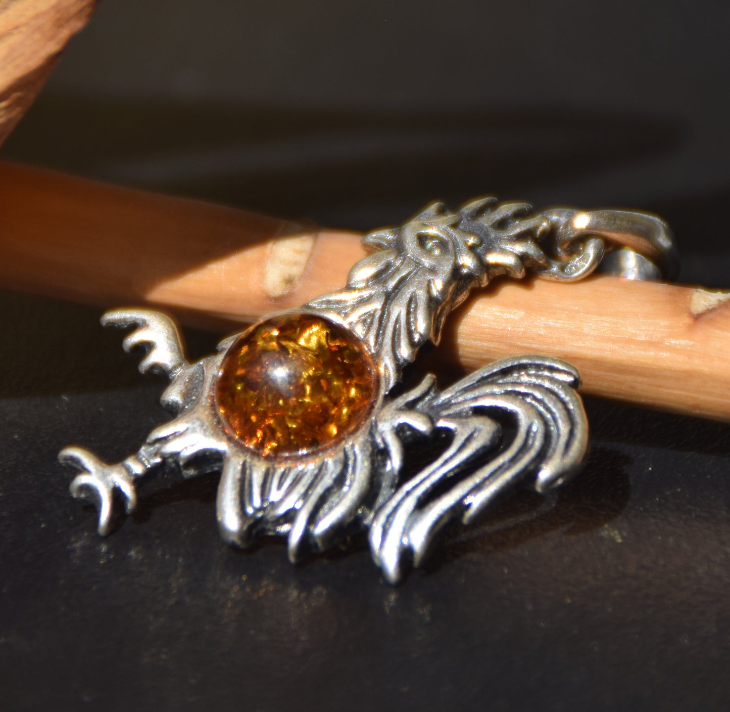 Lucky charm pendant with rooster in cognac-colored natural amber and 925 sterling silver, MJ Baltica, BW273