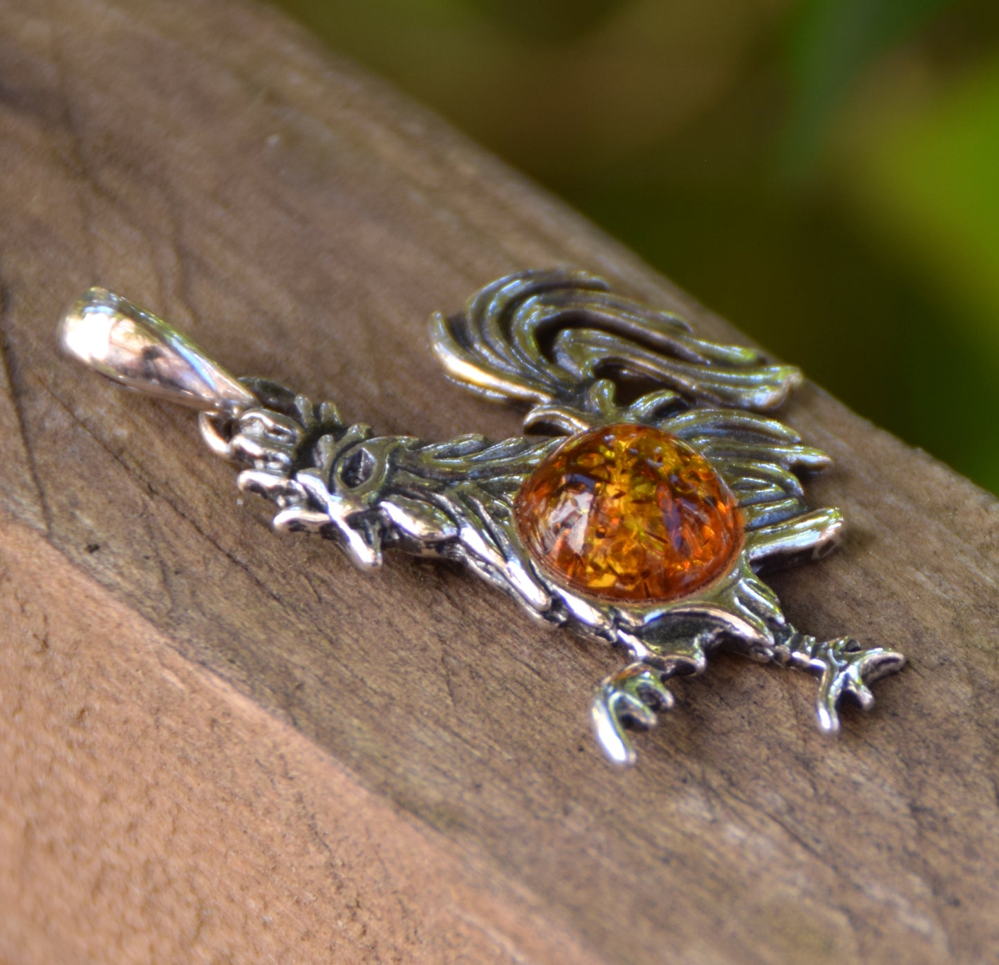 Lucky charm pendant with rooster in cognac-colored natural amber and 925 sterling silver, MJ Baltica, BW273
