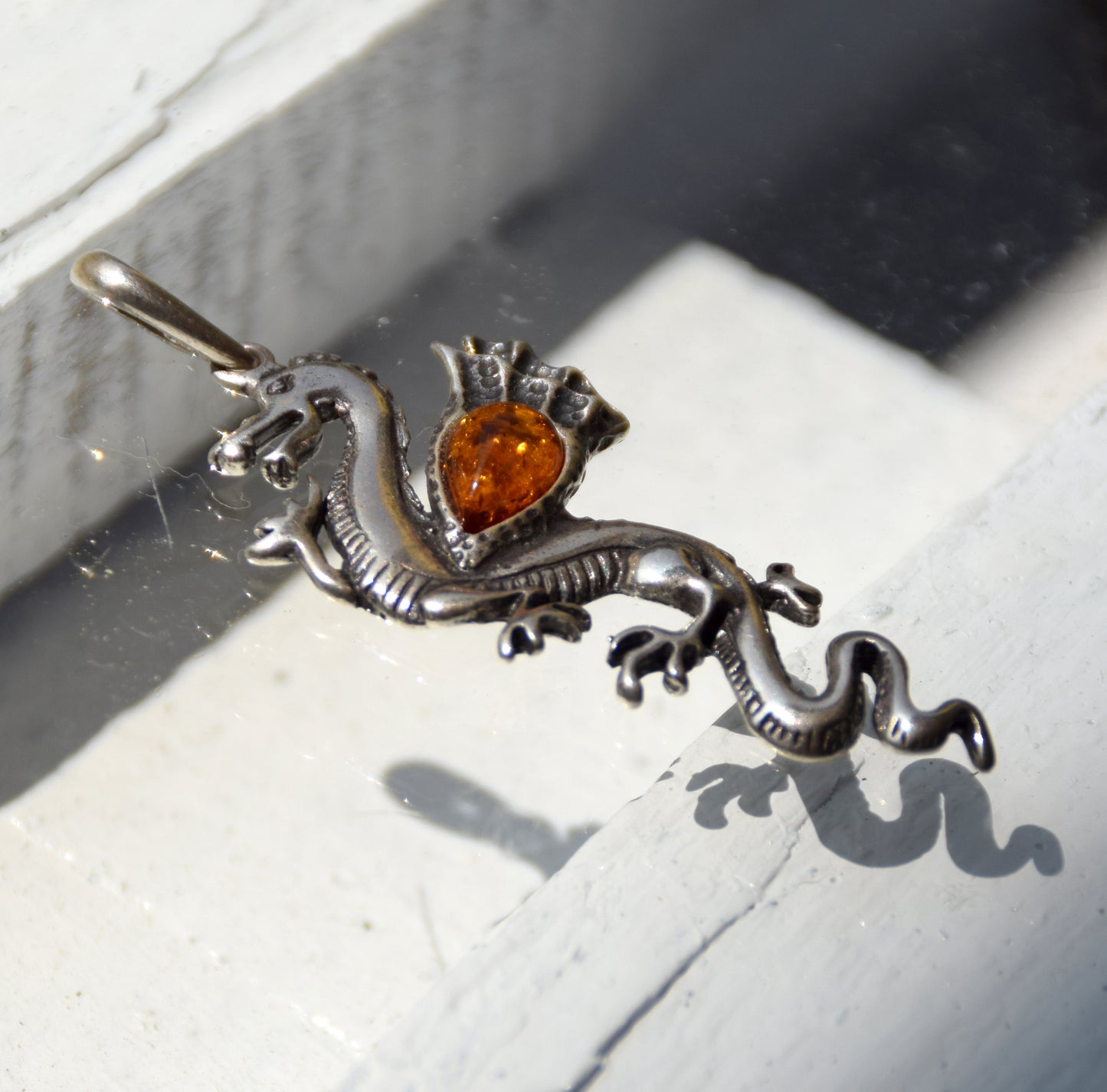 Large, realistic Chinese dragon pendant in natural cognac-colored Amber and 925 Silver, MJ Baltica, BW274