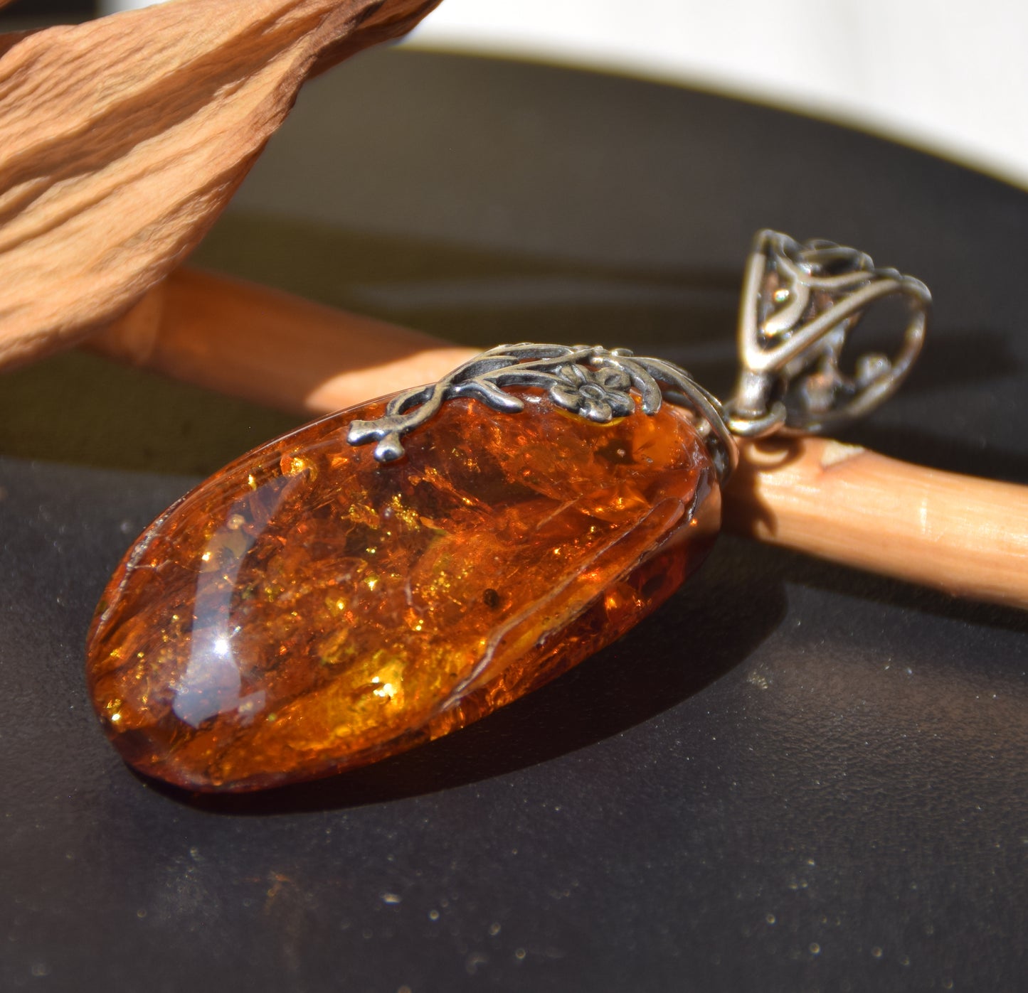 Large pendant with oval cognac natural amber and 925 Silver, MJ Baltica, BW276