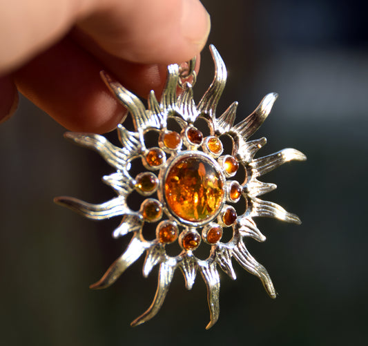 Mosaic pendant with a brilliant ray sun in natural Cognac Amber and Sterling Silver 925, MJ Baltica, BW280