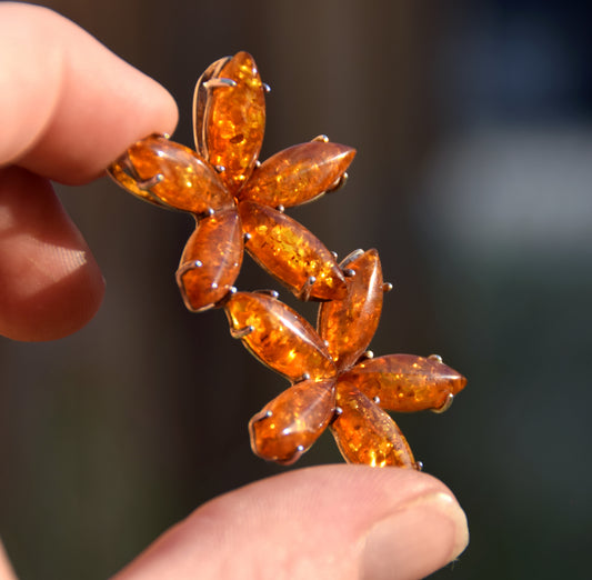 Large flower-shaped pendant in natural Baltic Amber, 925 Silver, MJ Baltica, BW284