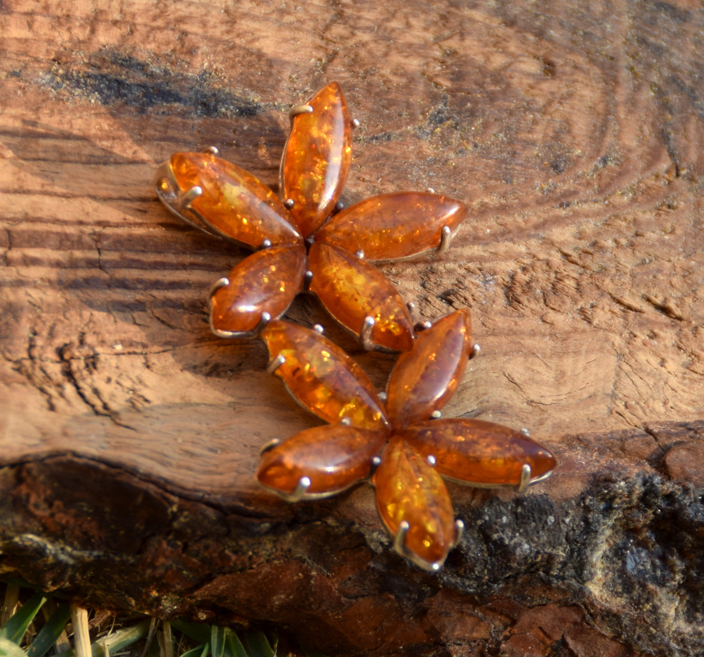 Grande ciondolo a forma di fiore in Ambra naturale Baltica, Argento 925, MJ Baltica, BW284