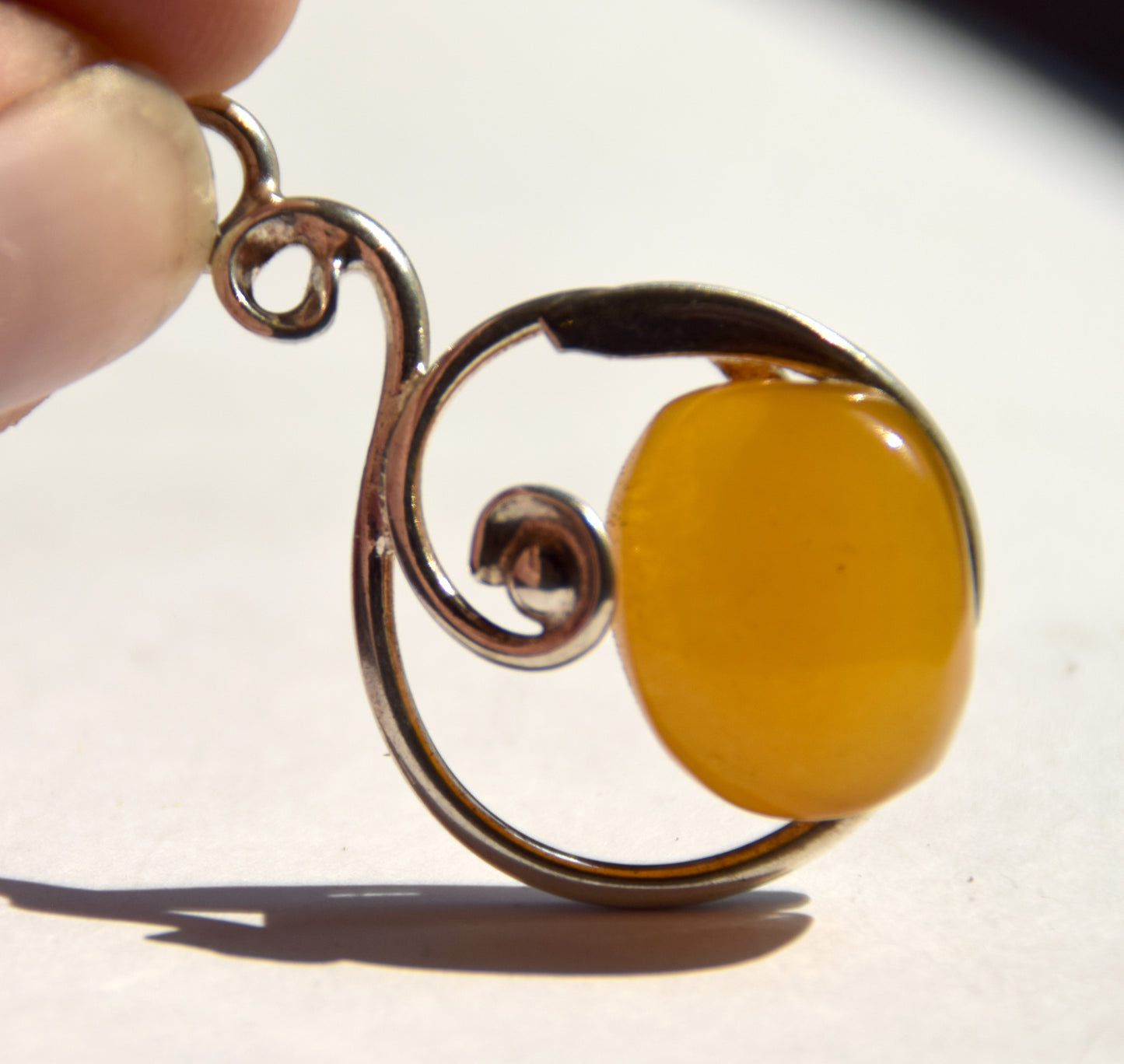 Important pendant with oval gemstone created in Imperial natural Amber and 925 Silver, MJ Baltica, BW285