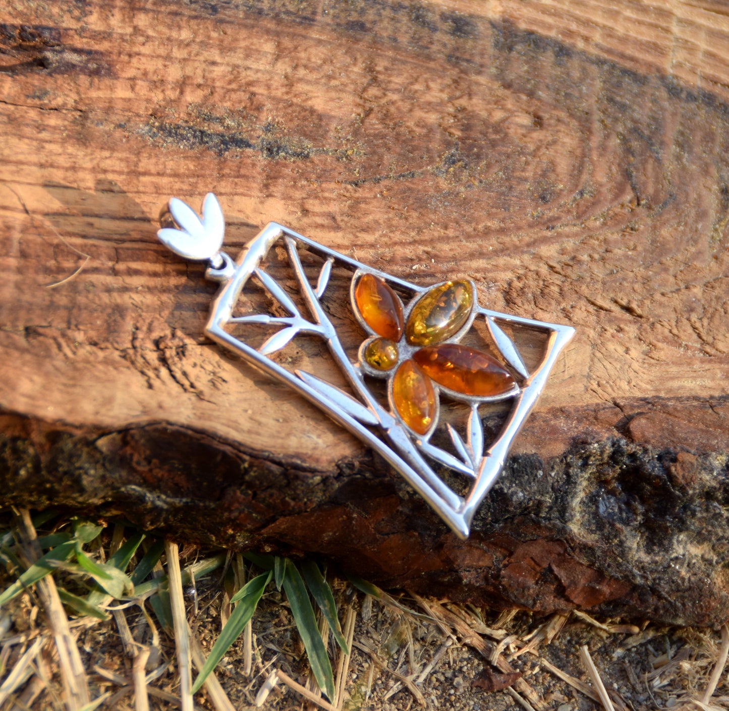Large pendant with a floral composition in natural Amber of various shades and Sterling Silver 925, MJ Baltica, BW286
